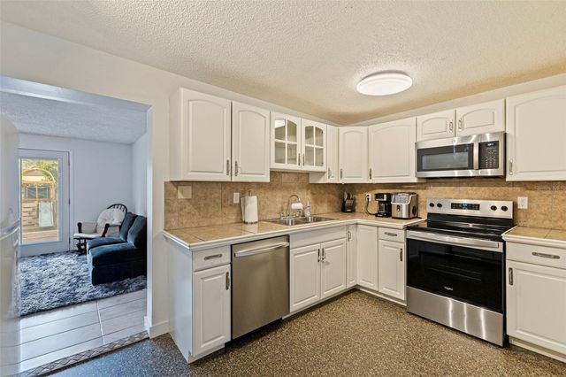 10356 111TH AVENUE, Largo, FL 33773