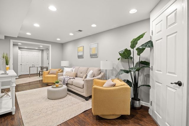 12 Westwood Ter, Westwood, MA 02090