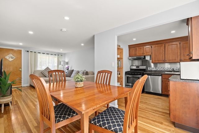 12 Westwood Ter, Westwood, MA 02090