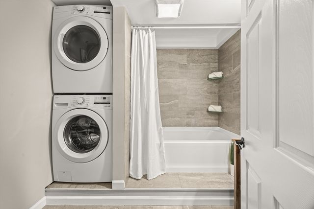 12 Westwood Ter, Westwood, MA 02090