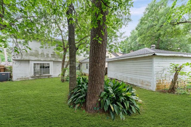 9634 Dornoch Drive, Spring, TX 77379