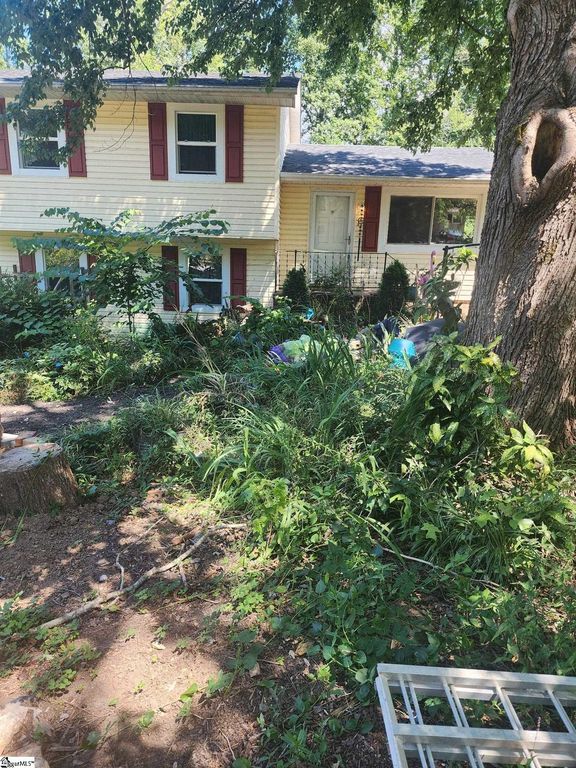 42 Barckay Road, Travelers Rest, SC 29690