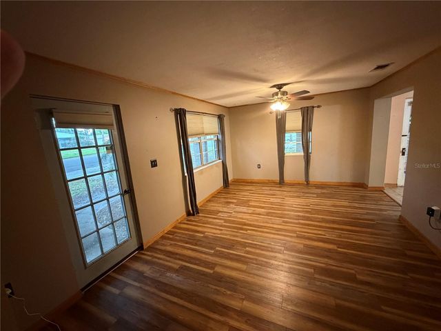 1413 ORANGE AVENUE, Tavares, FL 32778