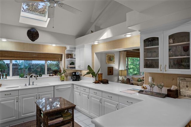 1611 WALNUT AVENUE, Winter Park, FL 32789