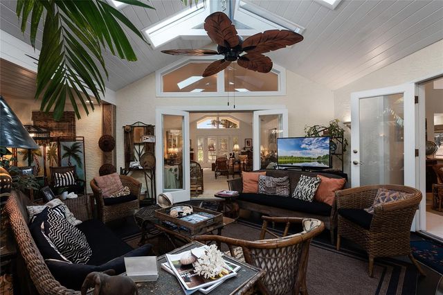 1611 WALNUT AVENUE, Winter Park, FL 32789