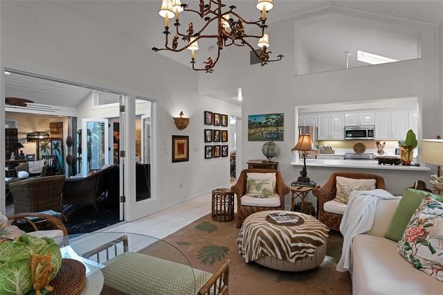 1611 WALNUT AVENUE, Winter Park, FL 32789