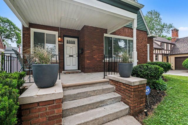 15348 Stahelin Avenue, Detroit, MI 48223