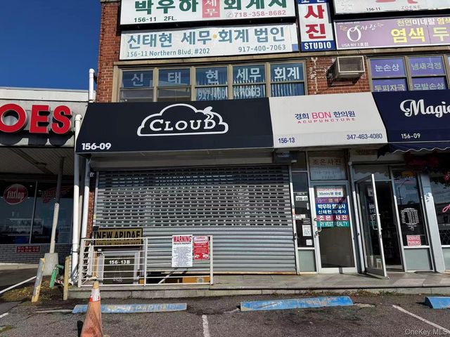 156-09 Northern Blvd, Flushing, NY 11358