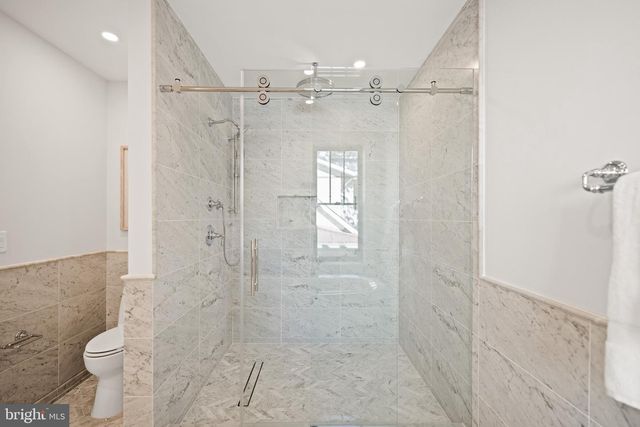 2602 36TH PL NW, Washington, DC 20007