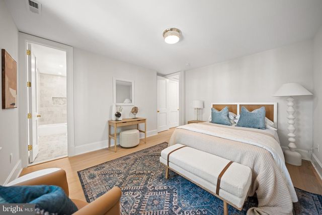 2602 36TH PL NW, Washington, DC 20007