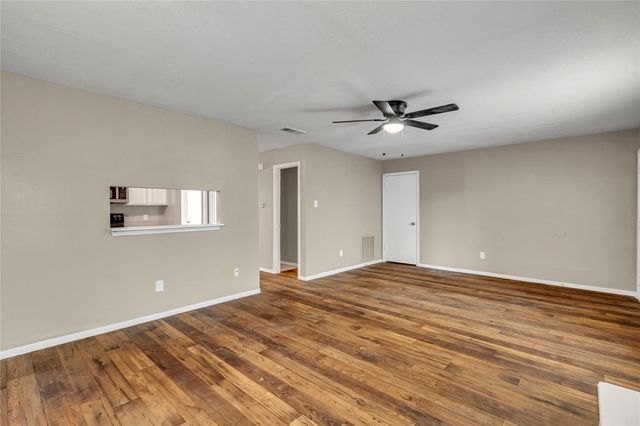 601- 607 Greystoke Drive, Arlington, TX 76011
