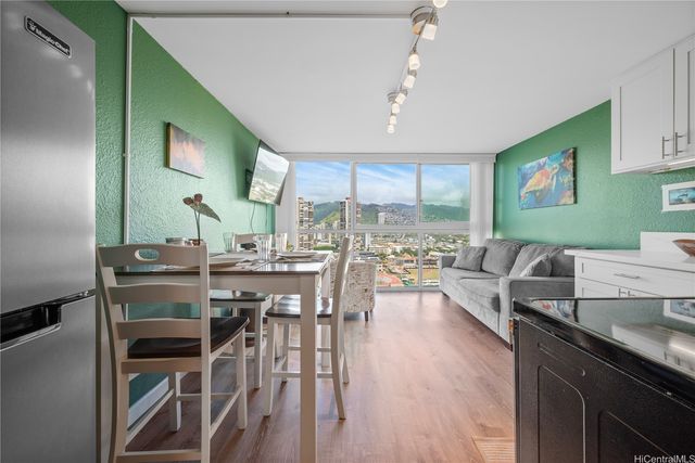 2211 Ala Wai Boulevard 2414, Honolulu, HI 96815