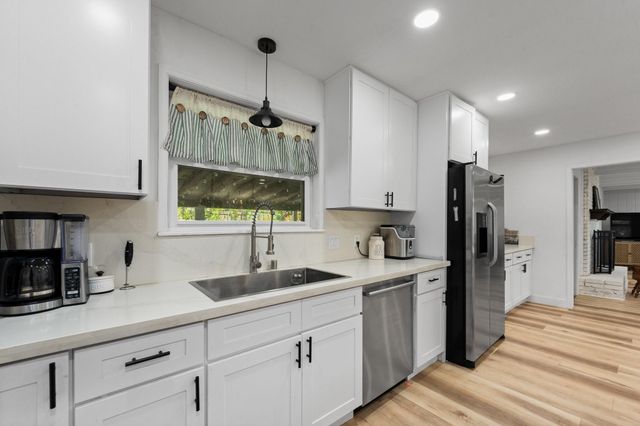 8116 Bangor Drive, Benbrook, TX 76116