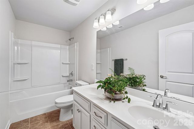 2022 Napa Valley Drive, Waxhaw, NC 28173