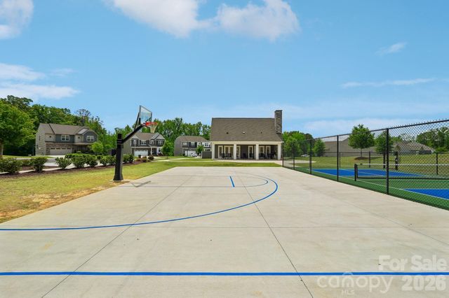 2022 Napa Valley Drive, Waxhaw, NC 28173