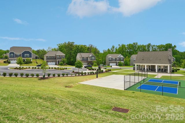 2022 Napa Valley Drive, Waxhaw, NC 28173