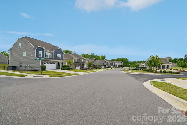 2022 Napa Valley Drive, Waxhaw, NC 28173