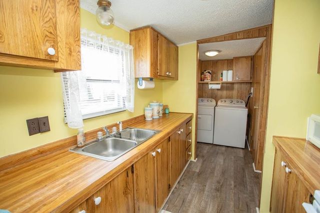 1567 Park Ln., Murrells Inlet, SC 29576