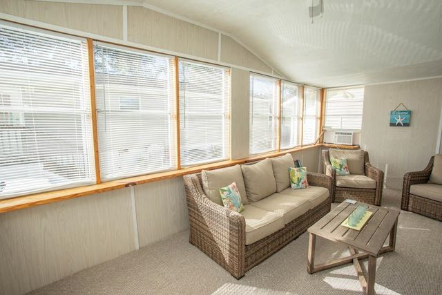 1567 Park Ln., Murrells Inlet, SC 29576