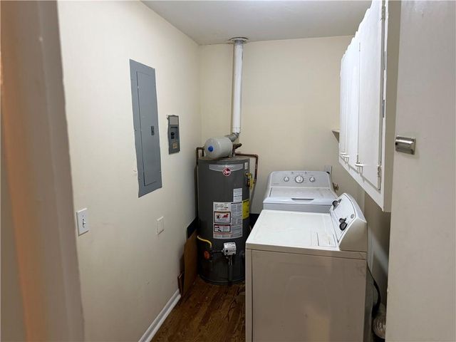 964 Myrtle Street, Roswell, GA 30075