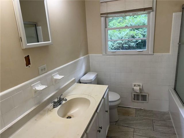 964 Myrtle Street, Roswell, GA 30075