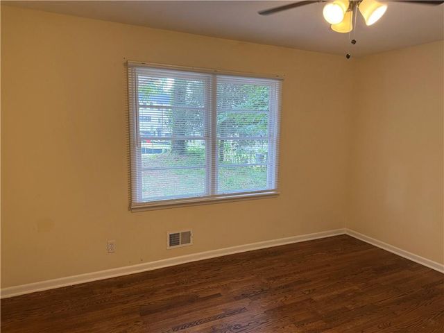 964 Myrtle Street, Roswell, GA 30075