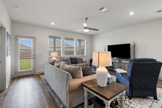 16401 Coratina DR, Pflugerville, TX 78660