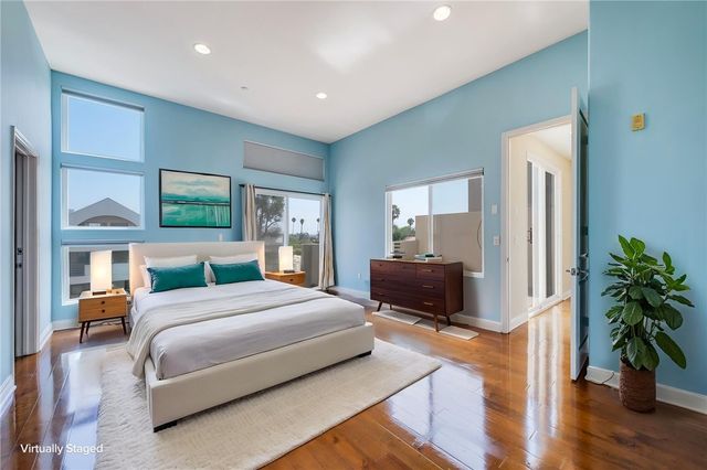2125 S Bentley Ave 101, Los Angeles, CA 90025