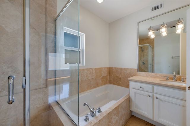 2125 S Bentley Ave 101, Los Angeles, CA 90025