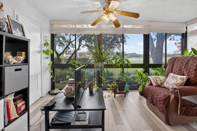 7254 Clunie Place 15002, Delray Beach, FL 33446