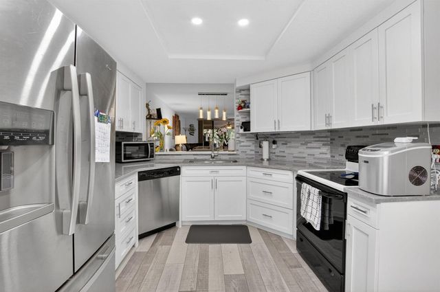 7254 Clunie Place 15002, Delray Beach, FL 33446