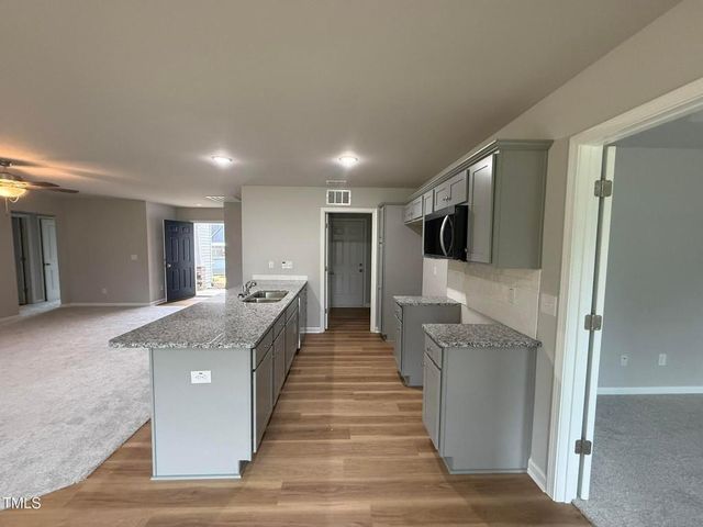 115 Oakfield Trace Drive, Four Oaks, NC 27524