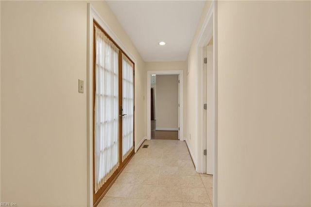 123 Pinewood RD, Virginia Beach, VA 23451