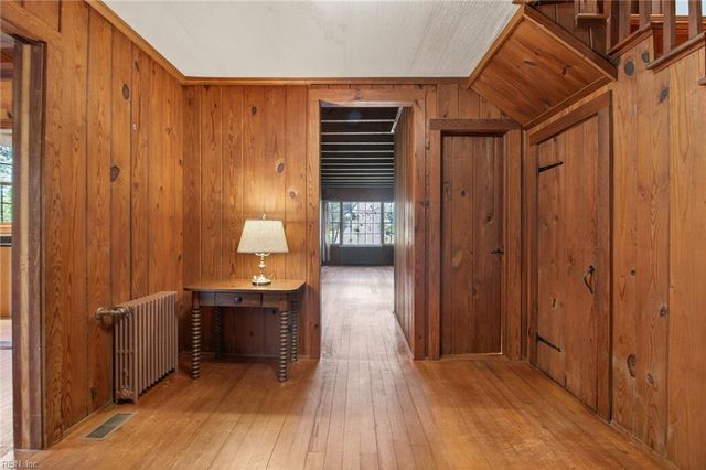 123 Pinewood RD, Virginia Beach, VA 23451