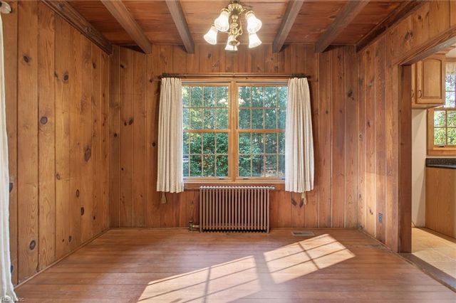 123 Pinewood RD, Virginia Beach, VA 23451