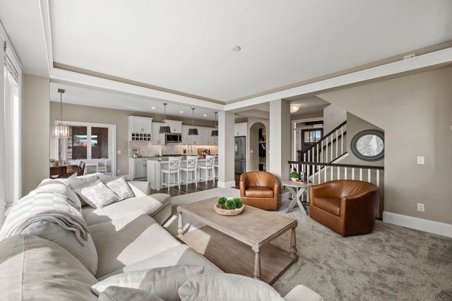 20083 Harness Avenue, Lakeville, MN 55044