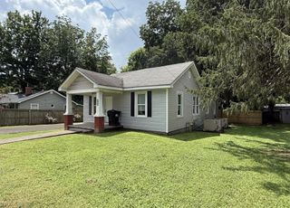 1225 N Spring St Apt A, Murfreesboro, TN 37130