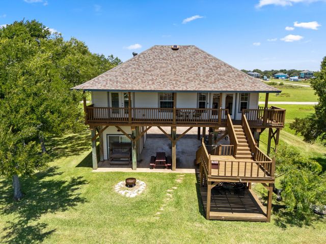 2777 Cr 291 Red Bend Road, Sargent, TX 77414