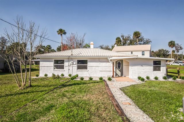 9400 NE 307TH COURT, Fort Mc Coy, FL 32134