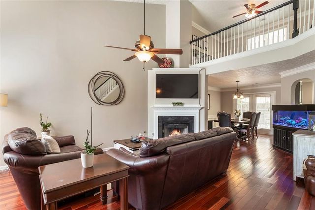 205 Weatherstone Xing, Woodstock, GA 30188