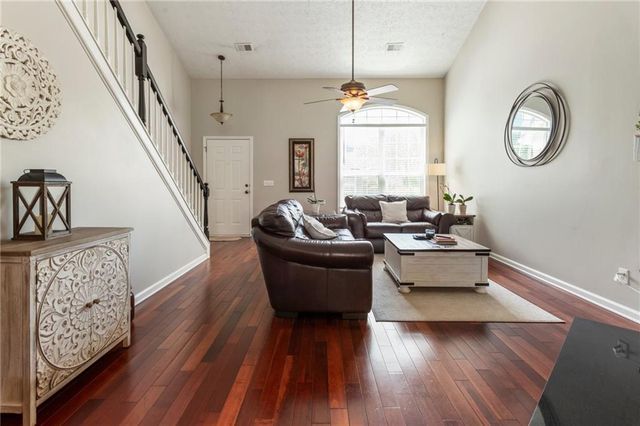 205 Weatherstone Xing, Woodstock, GA 30188