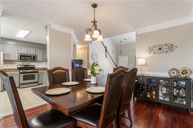 205 Weatherstone Xing, Woodstock, GA 30188