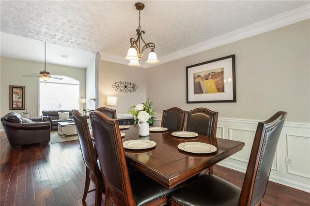 205 Weatherstone Xing, Woodstock, GA 30188