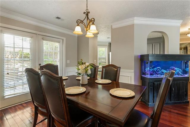205 Weatherstone Xing, Woodstock, GA 30188