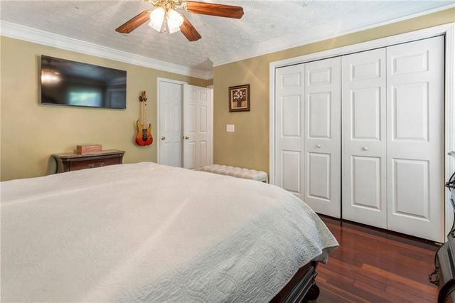 205 Weatherstone Xing, Woodstock, GA 30188
