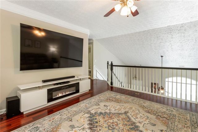 205 Weatherstone Xing, Woodstock, GA 30188