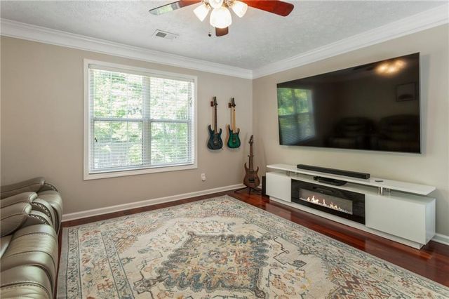 205 Weatherstone Xing, Woodstock, GA 30188