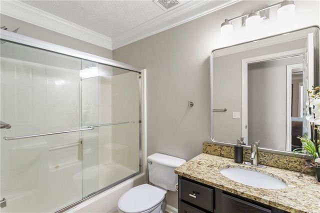 205 Weatherstone Xing, Woodstock, GA 30188