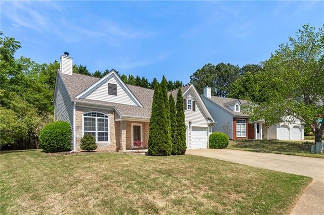 205 Weatherstone Xing, Woodstock, GA 30188