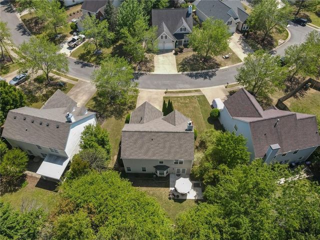 205 Weatherstone Xing, Woodstock, GA 30188
